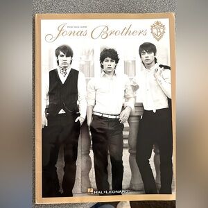 Jonas Brothers Song Book Vocals*Guitar*Piano